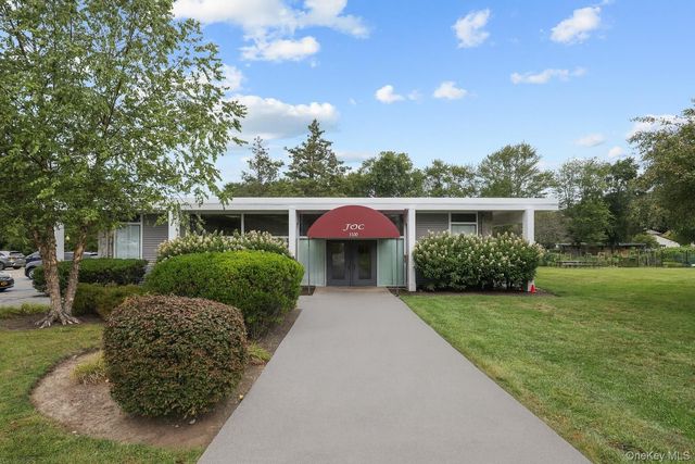15F Essex Place F, Yorktown Heights, NY 10598