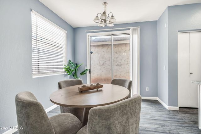 5306 W WARNER Street, Phoenix, AZ 85043