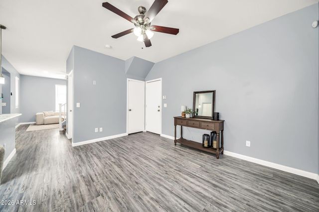 5306 W WARNER Street, Phoenix, AZ 85043