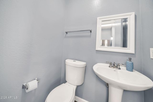 5306 W WARNER Street, Phoenix, AZ 85043