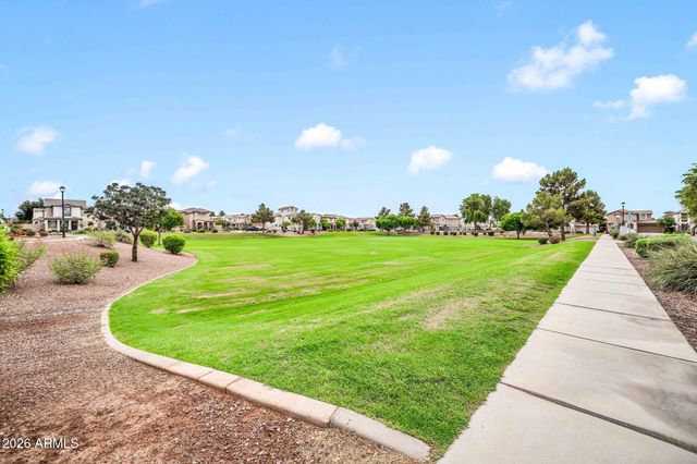 5306 W WARNER Street, Phoenix, AZ 85043