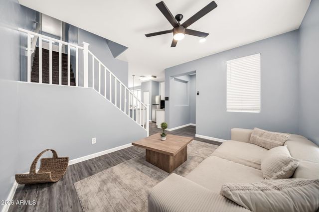 5306 W WARNER Street, Phoenix, AZ 85043