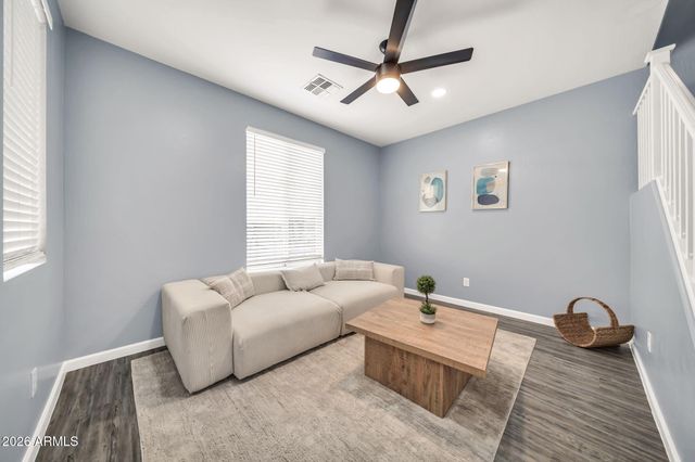 5306 W WARNER Street, Phoenix, AZ 85043