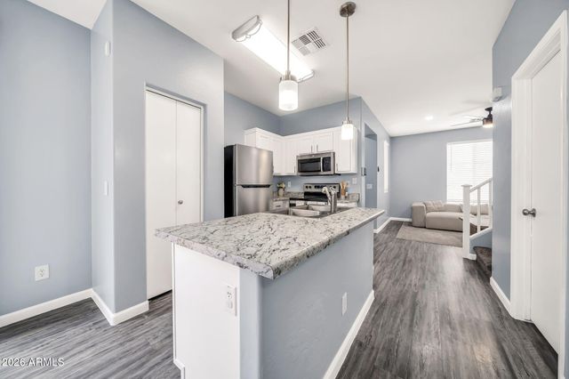5306 W WARNER Street, Phoenix, AZ 85043