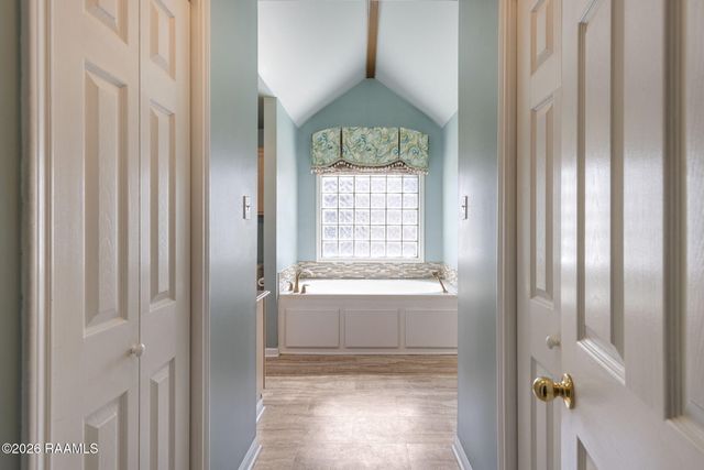 713 Burlington Circle, Broussard, LA 70518