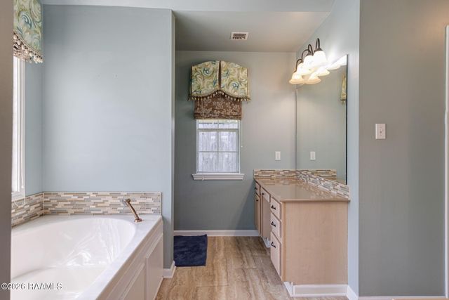 713 Burlington Circle, Broussard, LA 70518