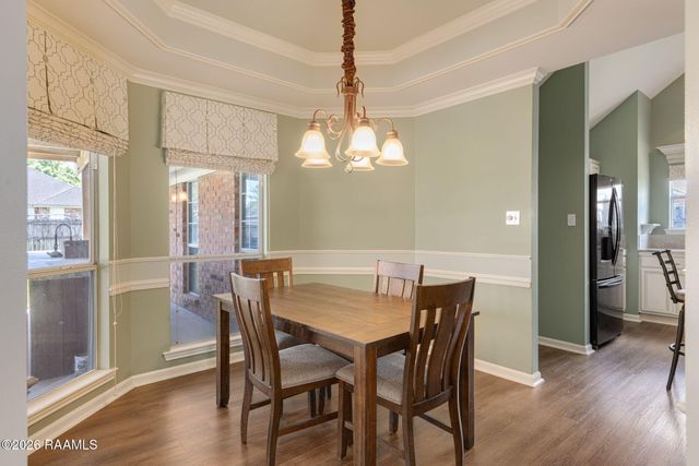 713 Burlington Circle, Broussard, LA 70518