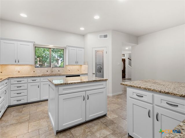 2252 Waterford Grace, New Braunfels, TX 78130