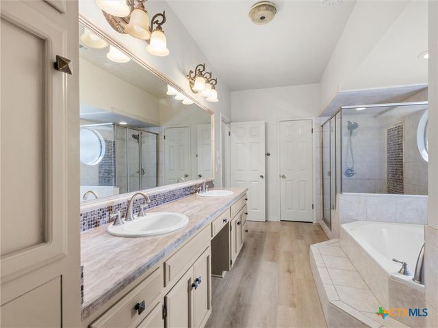 2252 Waterford Grace, New Braunfels, TX 78130