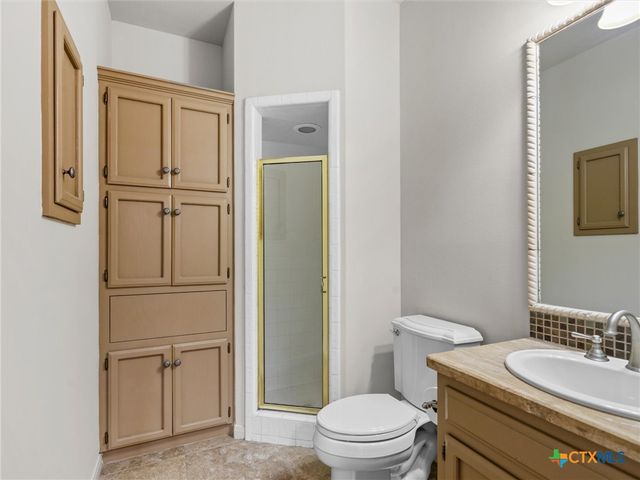 2252 Waterford Grace, New Braunfels, TX 78130
