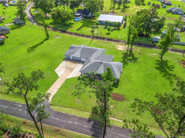 104 Camelia Avenue, Dequincy, LA 70633