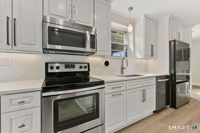 140 Courtland Avenue, Stamford, CT 06902