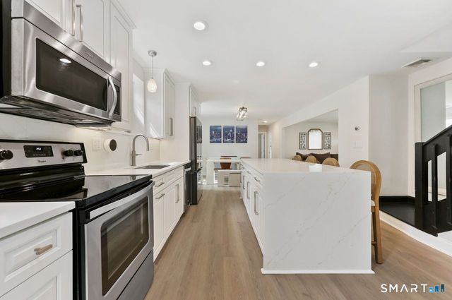 140 Courtland Avenue, Stamford, CT 06902