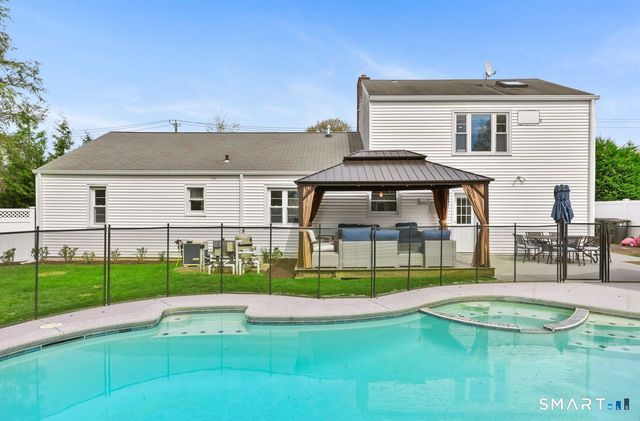 140 Courtland Avenue, Stamford, CT 06902