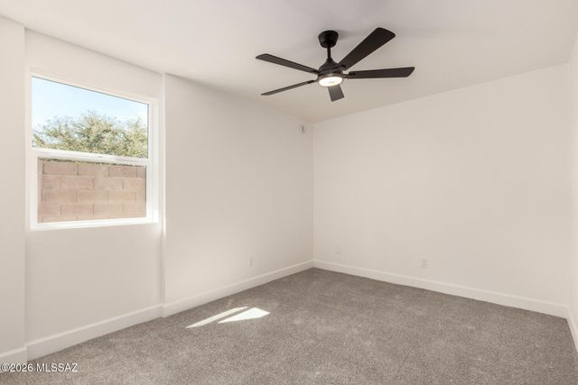 9035 E Berkshire Circle E, Tucson, AZ 85710