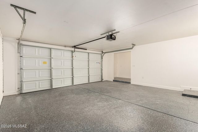 9035 E Berkshire Circle E, Tucson, AZ 85710