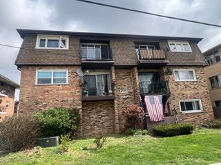 9721 S Harlem Avenue 2D, Chicago Ridge, IL 60415