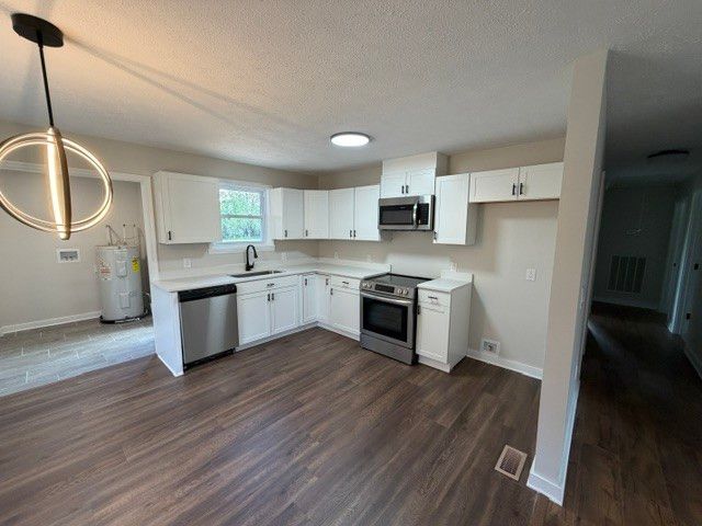 1359 Rutledge Ln, Lebanon, TN 37087