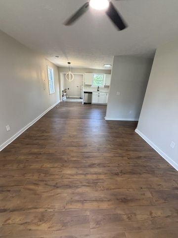 1359 Rutledge Ln, Lebanon, TN 37087