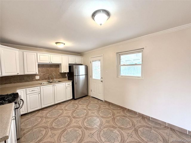 1390 Ash Court, Thornton, CO 80229