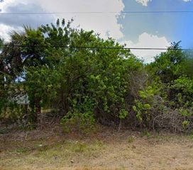 690 LOMOND DRIVE, Port Charlotte, FL 33953