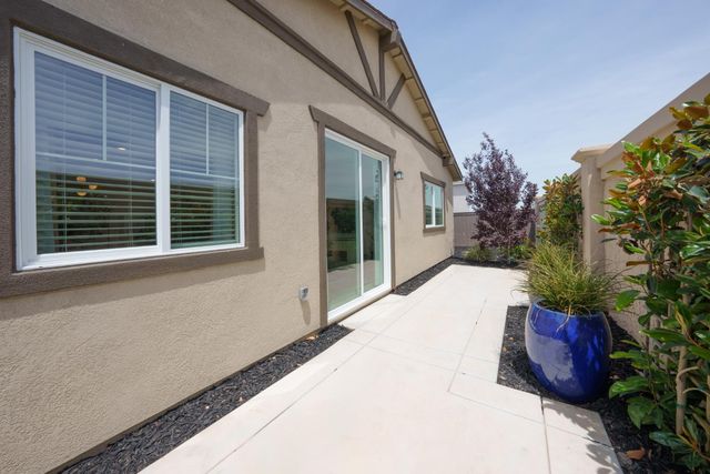 7250 Covell Beach Ln, Stockton, CA 95219