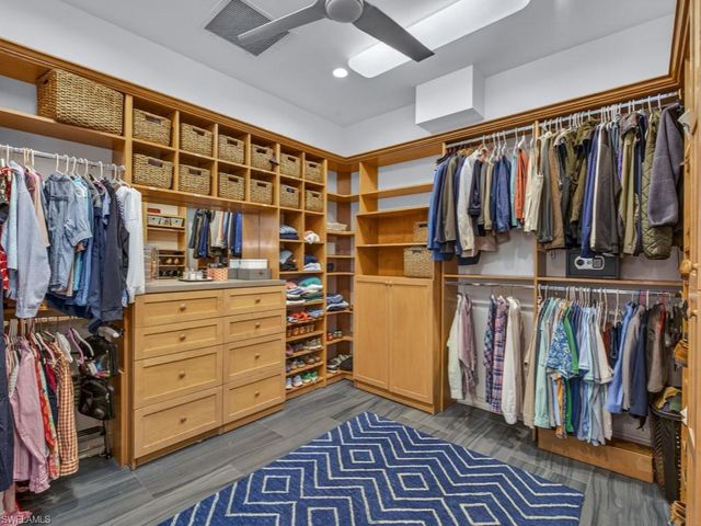 5333 Sycamore DR, Naples, FL 34119