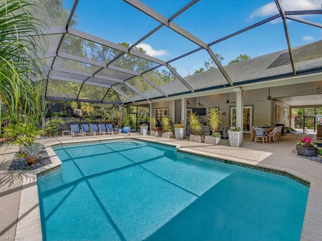 5333 Sycamore DR, Naples, FL 34119