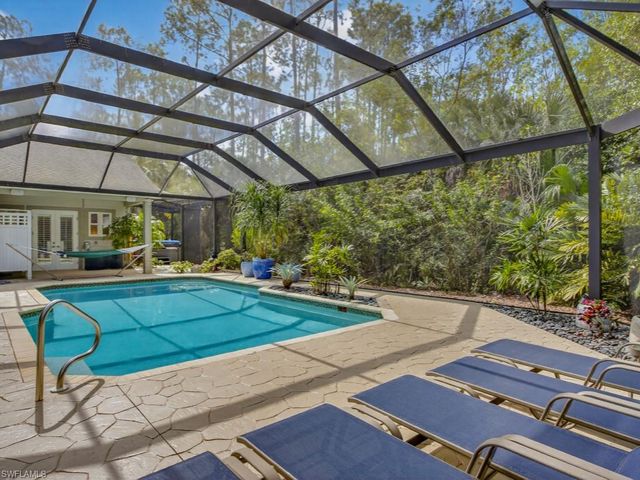 5333 Sycamore DR, Naples, FL 34119