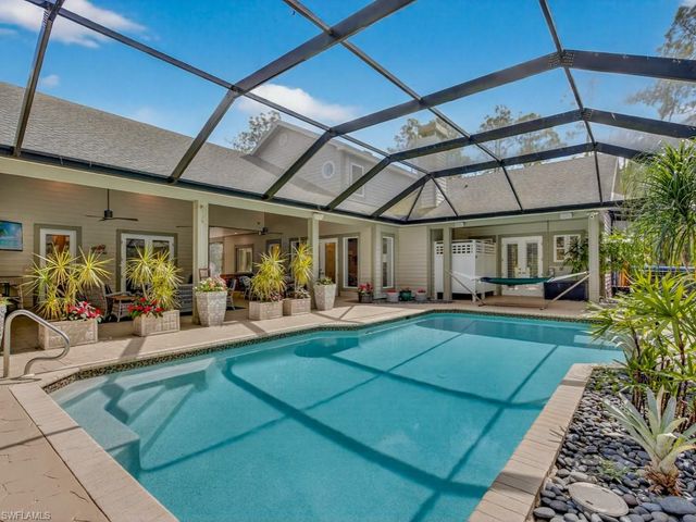 5333 Sycamore DR, Naples, FL 34119