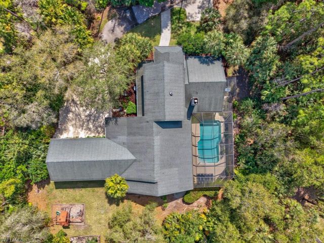 5333 Sycamore DR, Naples, FL 34119