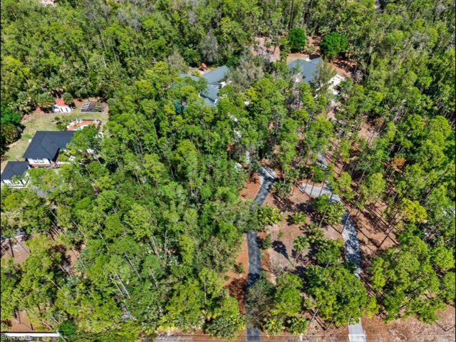 5333 Sycamore DR, Naples, FL 34119