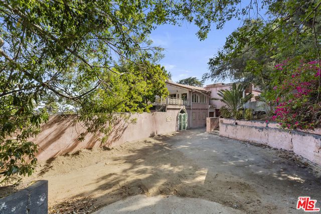 1830 N Sierra Bonita Avenue, Los Angeles, CA 90046
