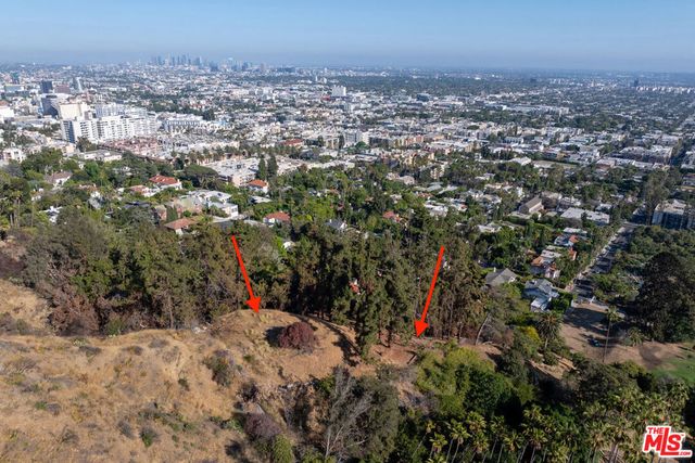 1830 N Sierra Bonita Avenue, Los Angeles, CA 90046