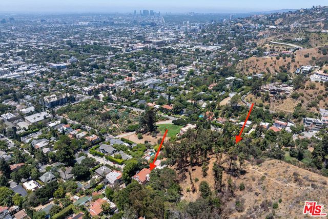 1830 N Sierra Bonita Avenue, Los Angeles, CA 90046