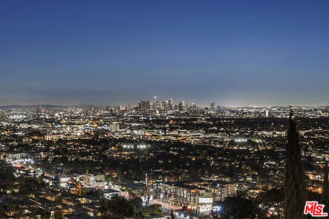 1830 N Sierra Bonita Avenue, Los Angeles, CA 90046