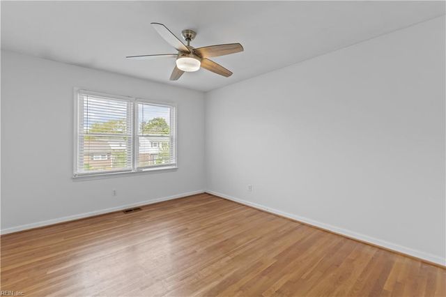 3 Fort Worth ST, Hampton, VA 23669