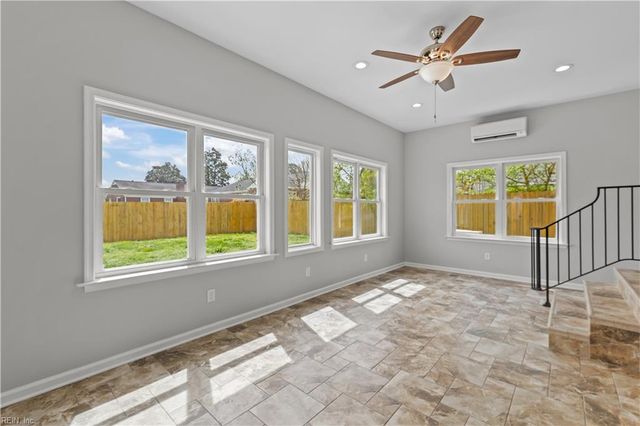 3 Fort Worth ST, Hampton, VA 23669