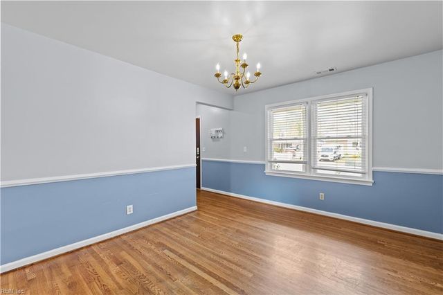 3 Fort Worth ST, Hampton, VA 23669