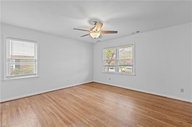 3 Fort Worth ST, Hampton, VA 23669