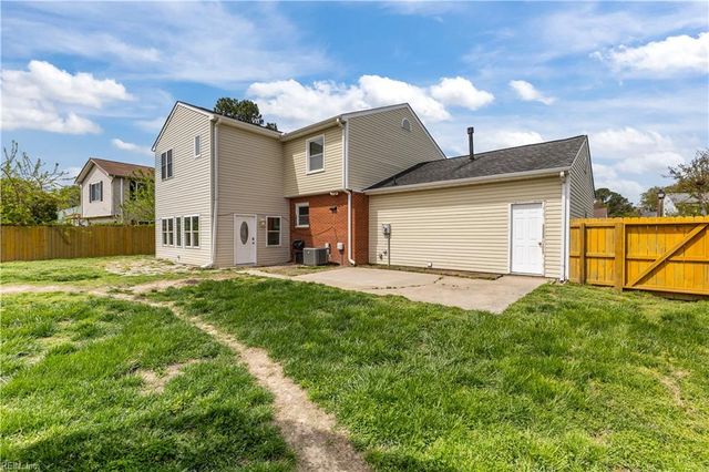 3 Fort Worth ST, Hampton, VA 23669