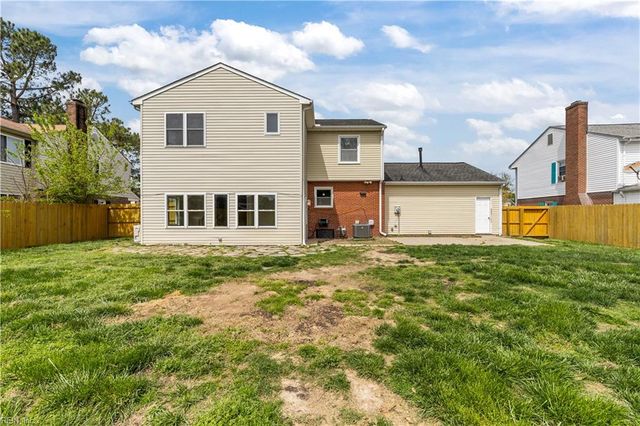 3 Fort Worth ST, Hampton, VA 23669