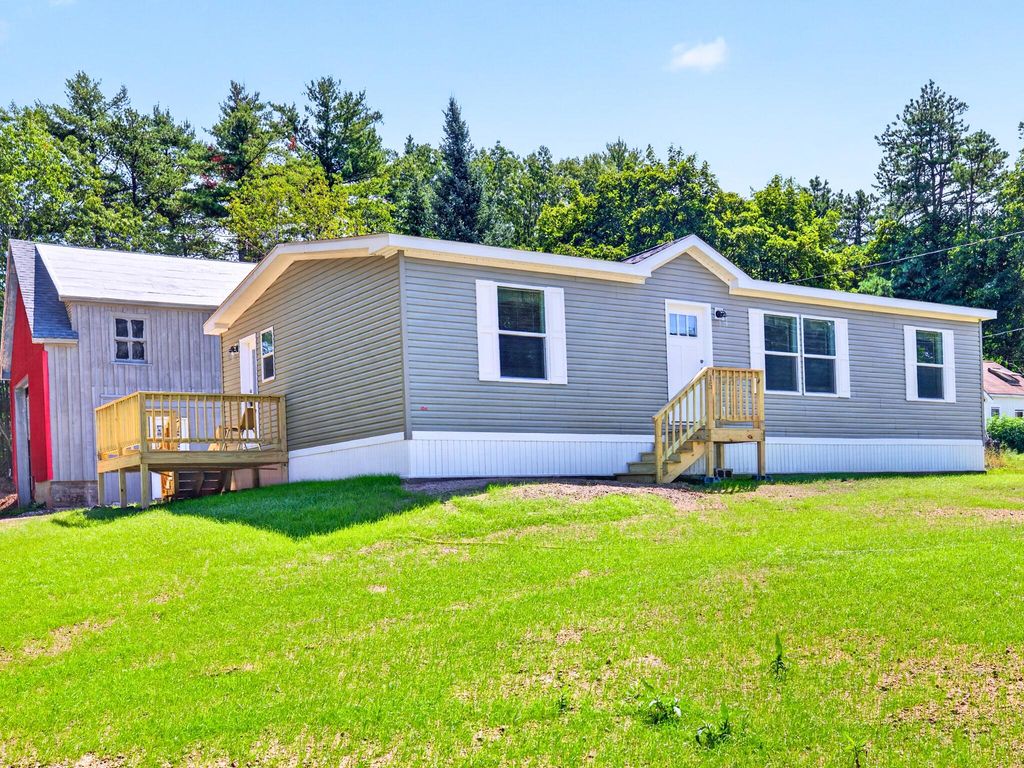 15 Stevens Street, Sanford, ME 04073 — exterior