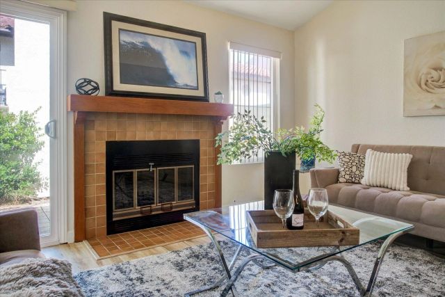 4230 Porte De Palmas 43, San Diego, CA 92122