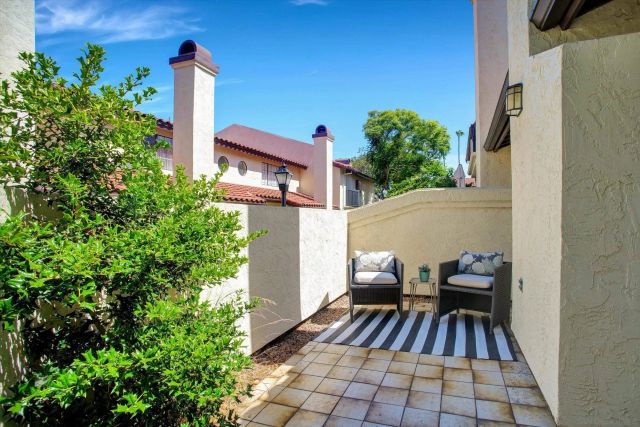 4230 Porte De Palmas 43, San Diego, CA 92122