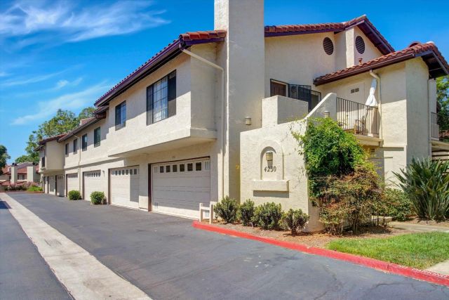 4230 Porte De Palmas 43, San Diego, CA 92122