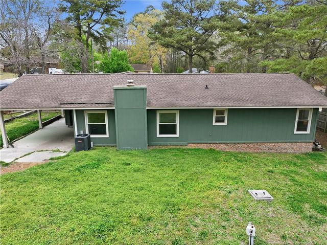 5706 Lochness Court, Fayetteville, NC 28304
