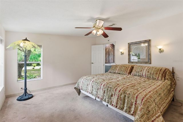 9101 WOOD TERRACE DRIVE, Tampa, FL 33637