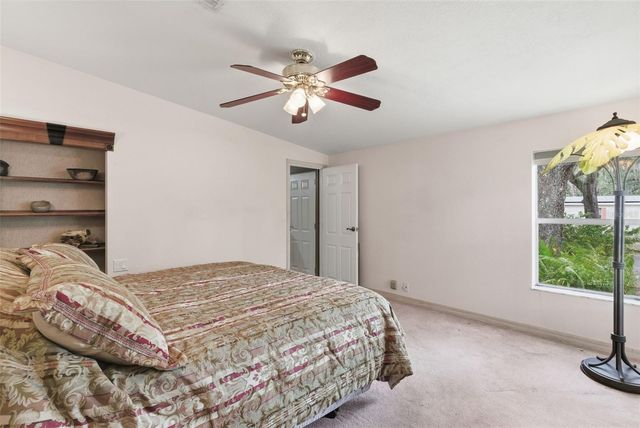 9101 WOOD TERRACE DRIVE, Tampa, FL 33637