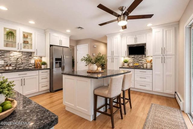 11 Colts Brook Road, Marlboro, NJ 07746
